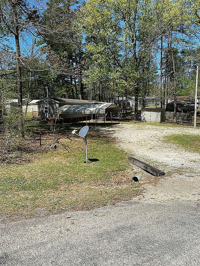 Image of 21 Pinewood Dr