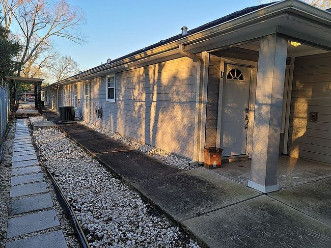 Image of 5038 Mallow St