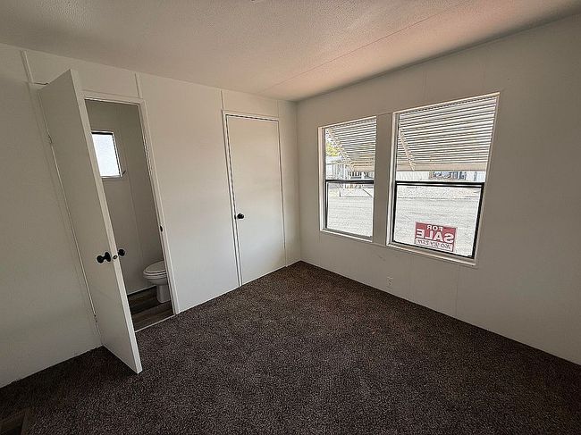 Photo of 22601 Bear Valley Rd Space 30, Apple Valley, CA