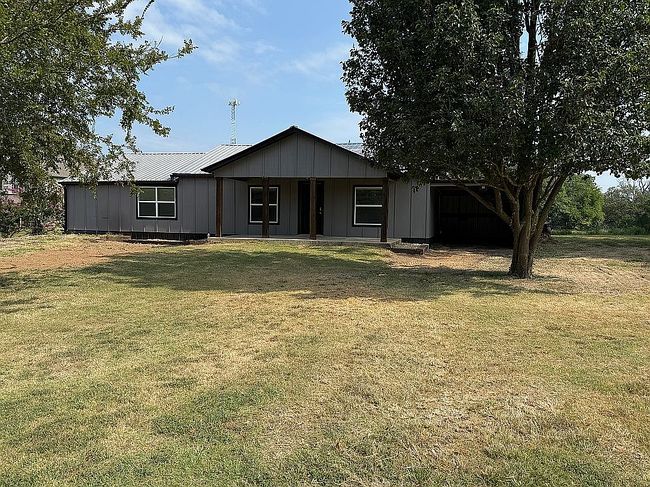 Photo of 6545 W Pine Mill Rd, Paris, TX