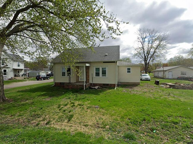 Image of 406 N Grove St