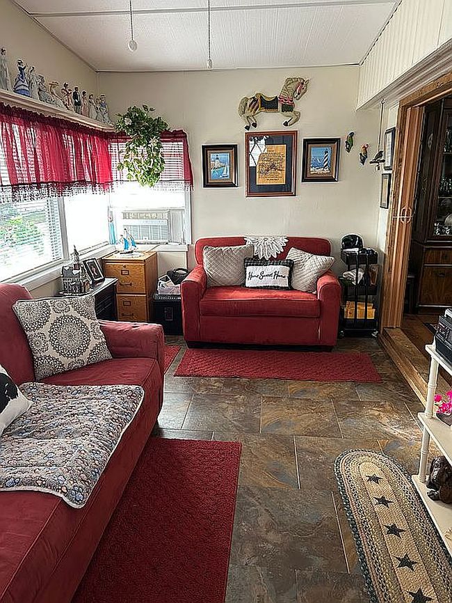 Image of 8351 Flaxen Dr