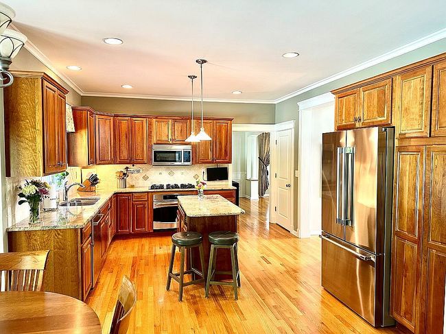 Photo of 33 Western Ave, Delmar, NY