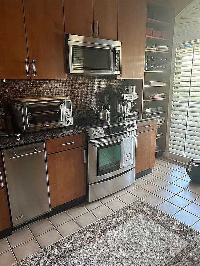 Photo of 2121 Quay Village Ct Apt 201, Annapolis, MD