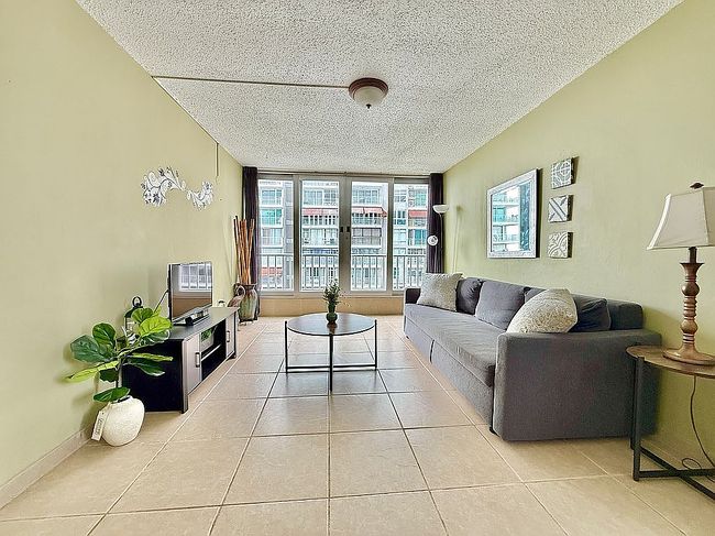 Photo of 5803 Calle Jose M Trak, Carolina, PR
