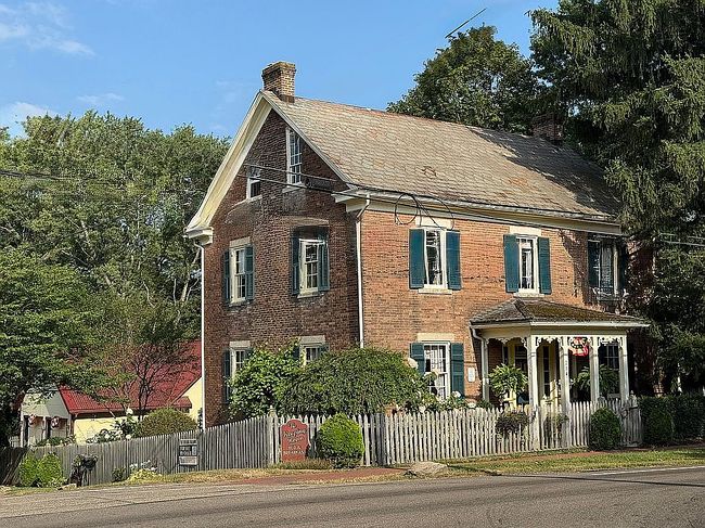 Photo of 214 Main St, Zoar, OH