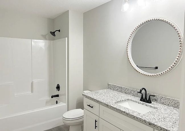 Photo of 9926 Jasmine Dr, Manhattan, KS