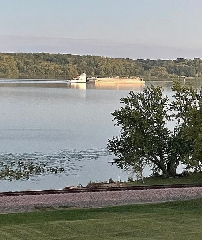 Image of 3370 Mississippi River Rd