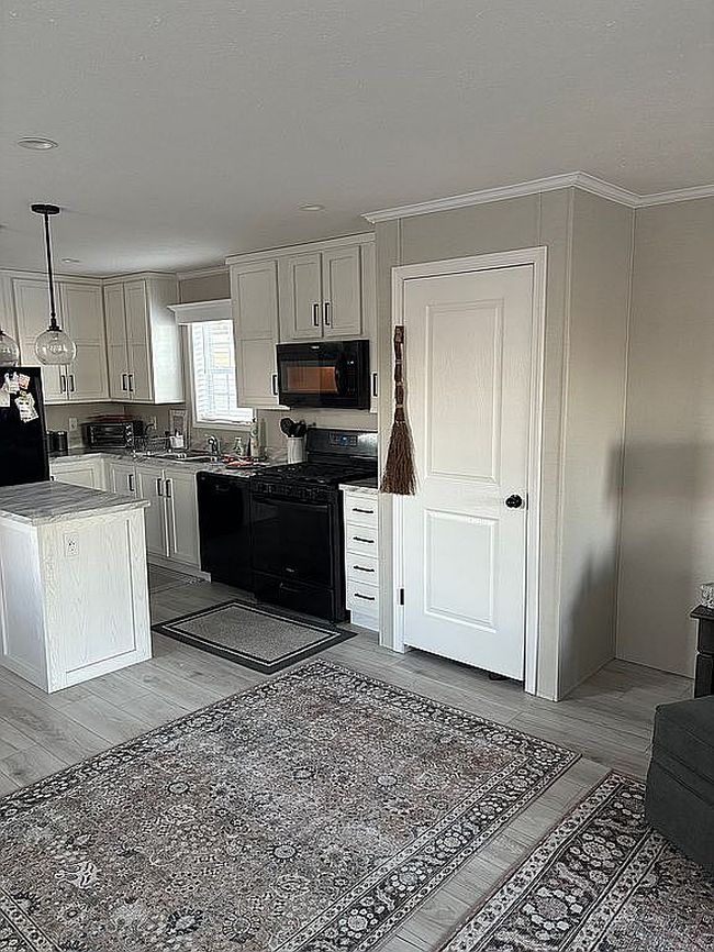 Image of 5390 Sandstone Dr