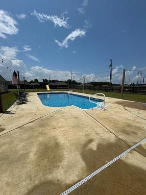 Image of 260 Wakefield Dr