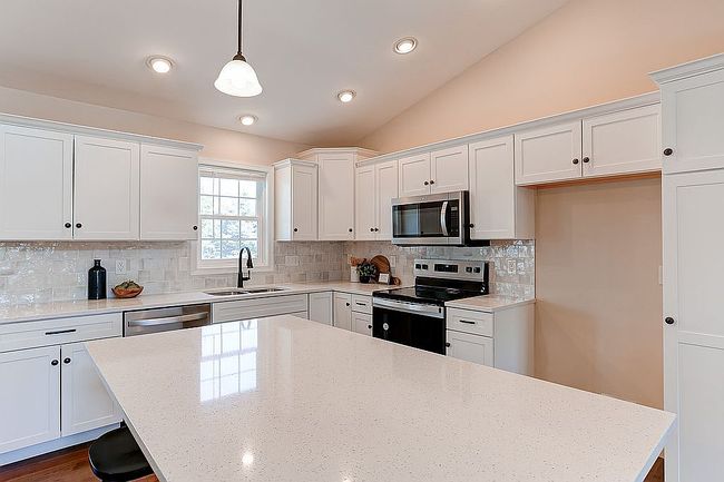 Photo of 758 Heather Rdg, Manheim, PA