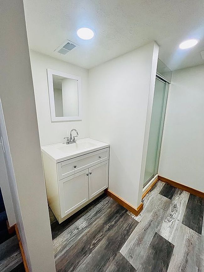 Image of 302 9th St