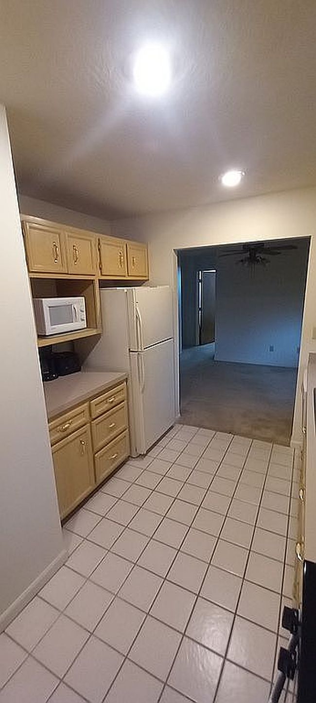 Photo of 1215 S Airport Rd, Decatur, IL