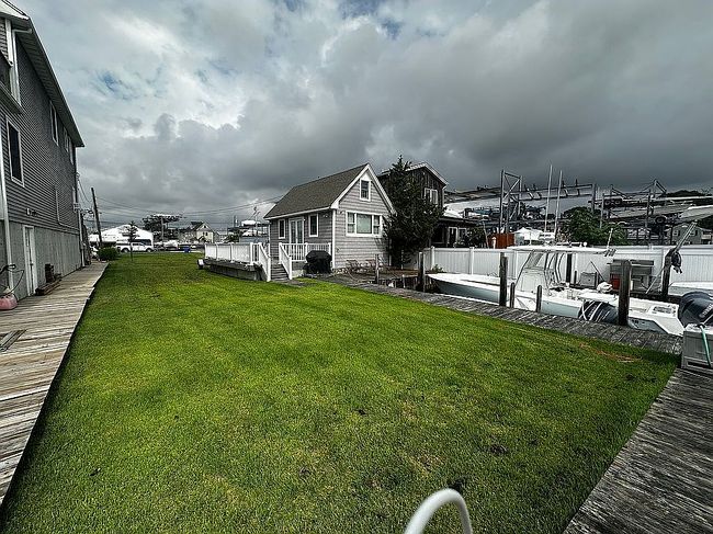 Photo of 250 S Ketcham Ave, Amityville, NY
