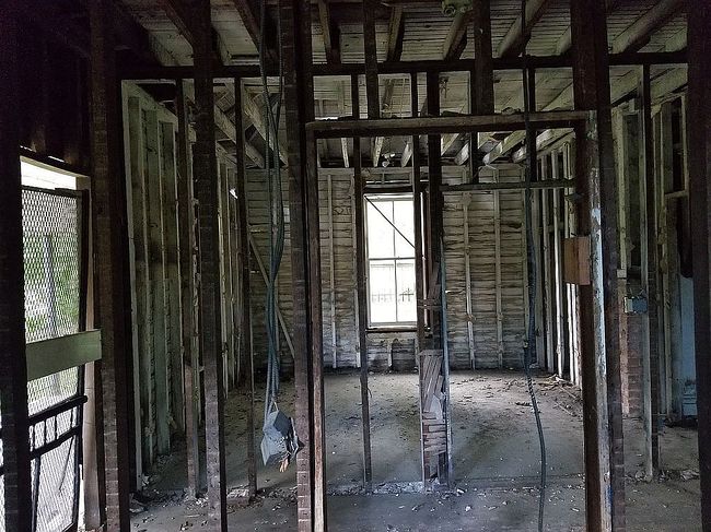 Additional photo 3 of property located at 1100 West Ave Sw