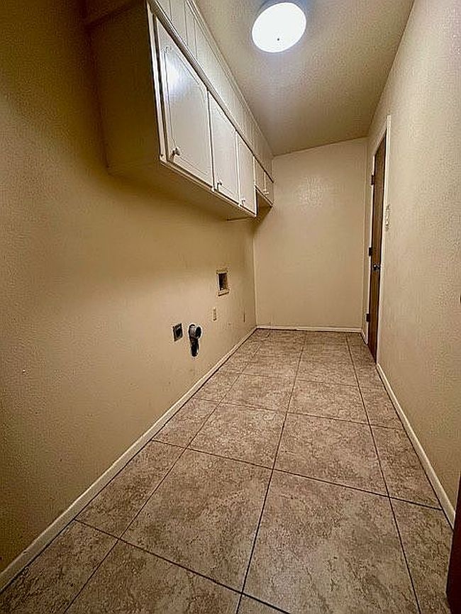 Photo of 2018 Rice Dr, Levelland, TX