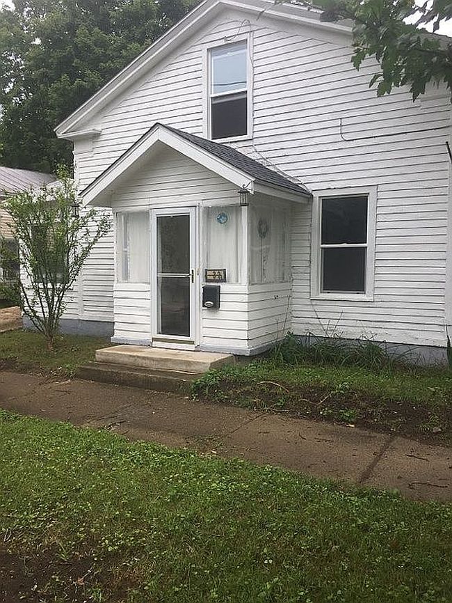 Image of 132 Park Dr