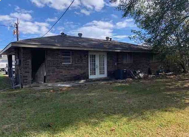 Image of 300 Guidry Rd