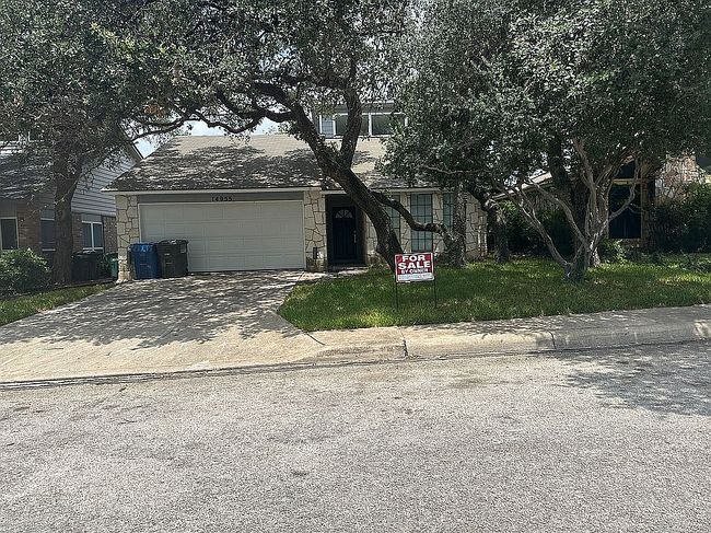 Photo of 14955 Oak Smt, San Antonio, TX