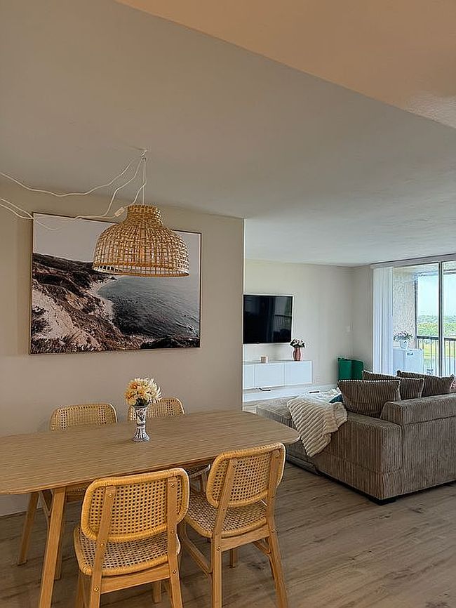 Photo of 3150 W Rolling Hills Cir Apt 703