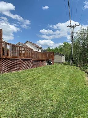 Image of 166 Sayre Dr