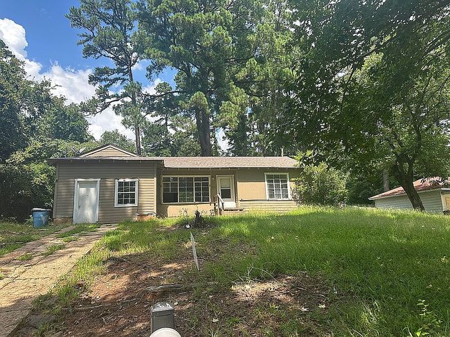 Photo of 2711 Brookhollow Dr
