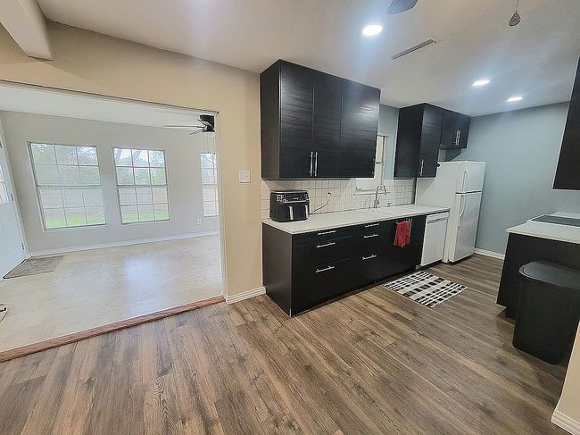Image of 4005 Hartford Dr