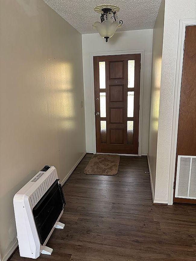 Photo of 2509 Jerry Lee Dr, Mena, AR