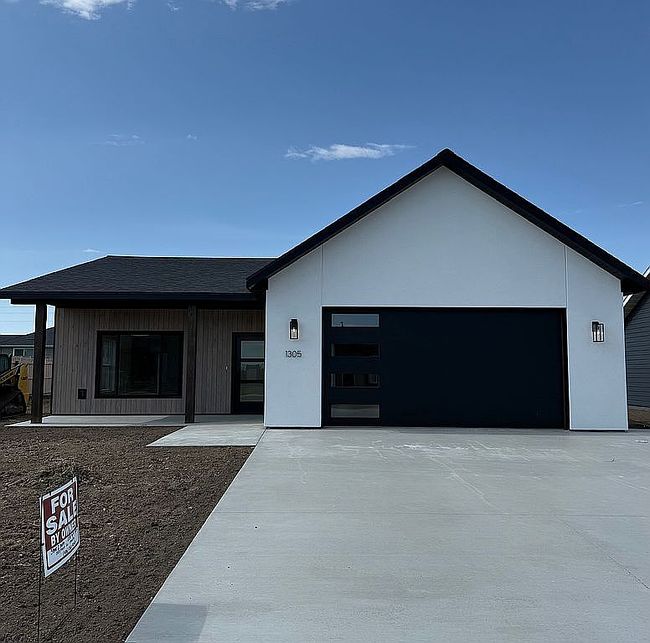 Photo of 1305 Granite Ln