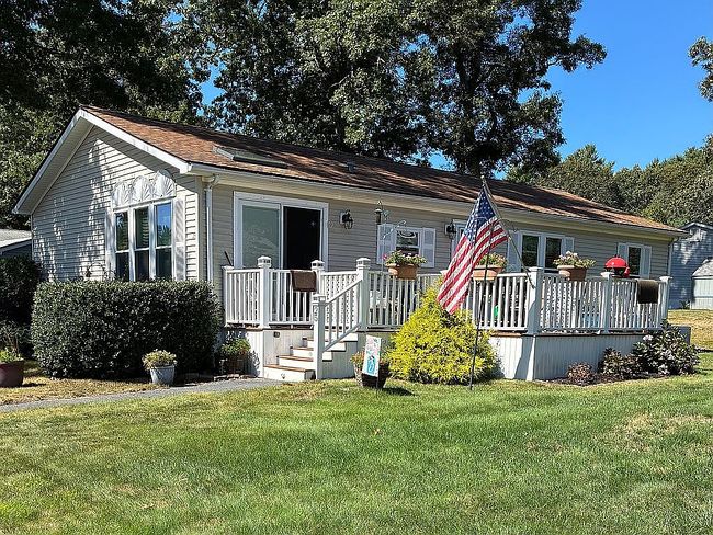 Photo of 25 Green Holly Dr