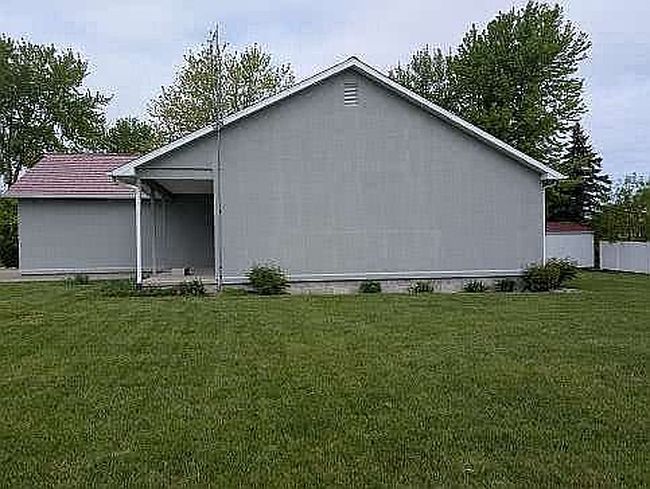 Image of 661 E Beaver Rd