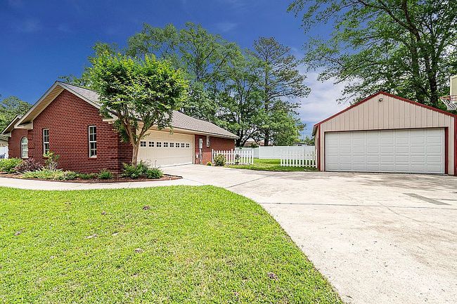 Image of 813 Elm St