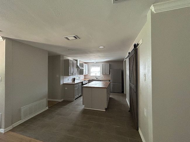 Photo of 4400 Buffalo Ln, Joshua, TX