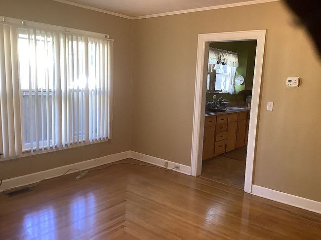 Photo of 105 Thomason Ln, Eugene, OR