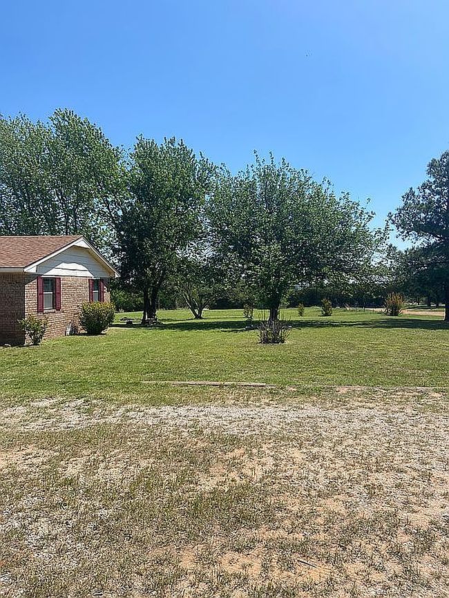 Photo of 18 Sharon Gale Dr, Guthrie, OK