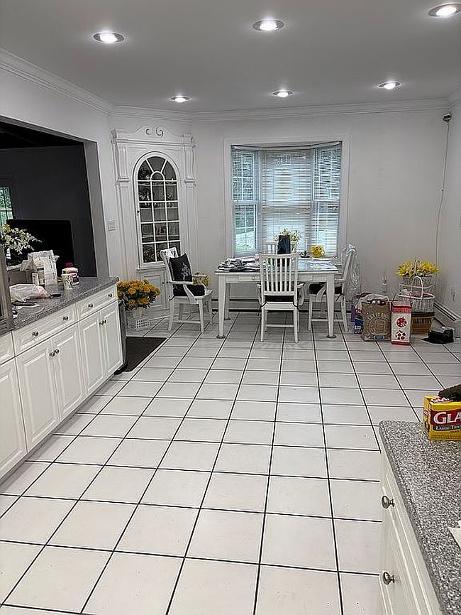 Image of 212 Lake Scranton Rd