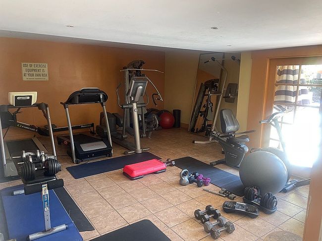 Photo of 5257 Radford Ave, Valley Village, CA