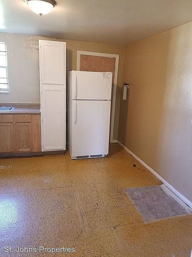 Photo of 7929 Smart Ave, Jacksonville, FL