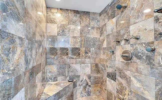 Image of 21920 Holly Tree Way