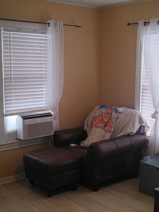 Image of 469 Rose Blvd