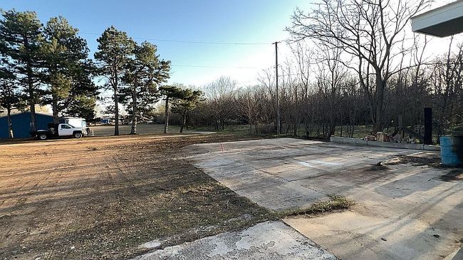 Photo of 315 S Santa Fe St, Mooreland, OK