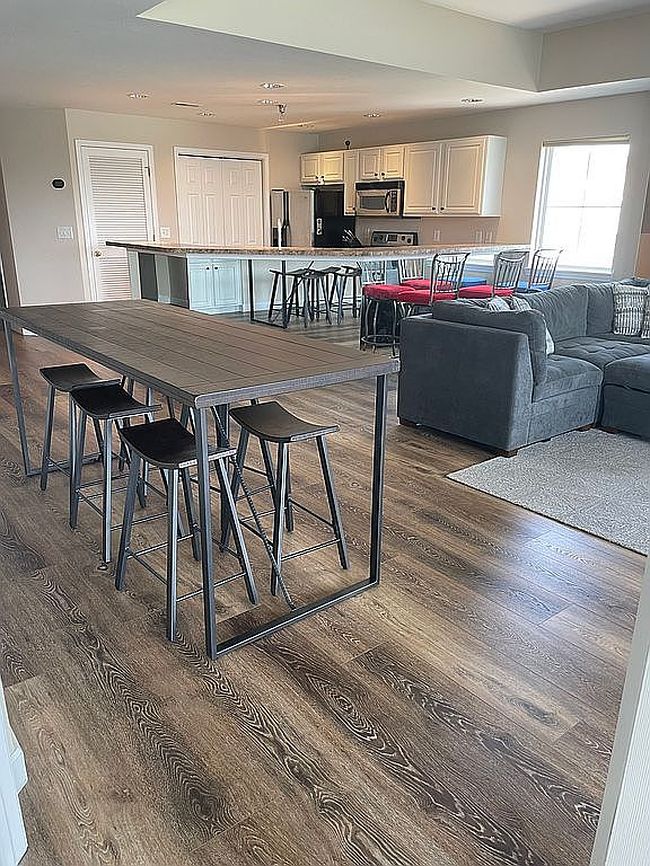 Image of 4800 Eagleview Dr #5100