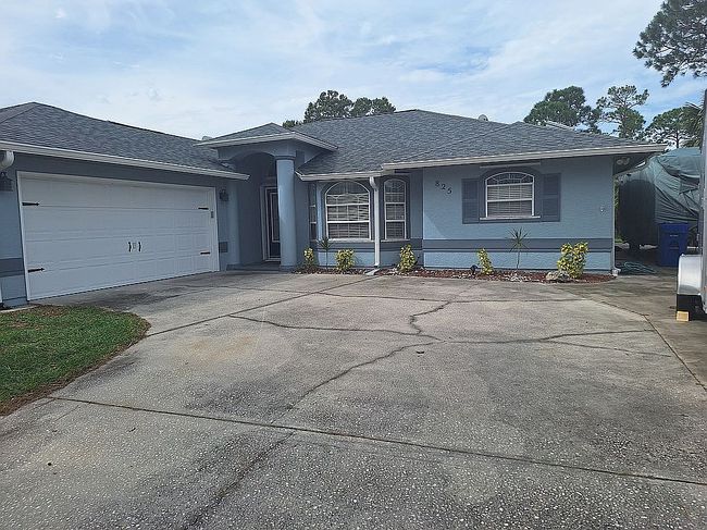 Image of 825 Landsdowne Dr