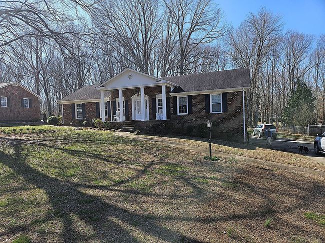 Image of 1255 Candlewood Dr