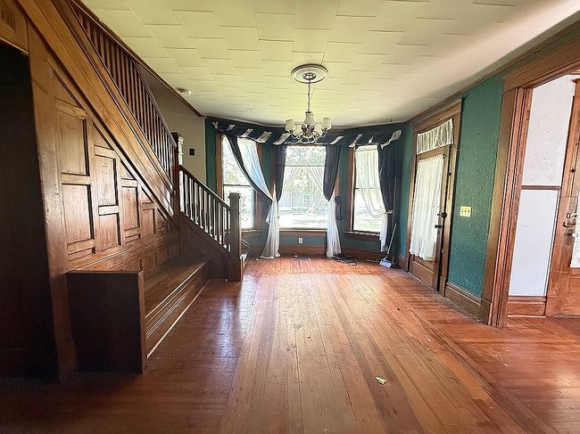 Photo of 402 S Jefferson St