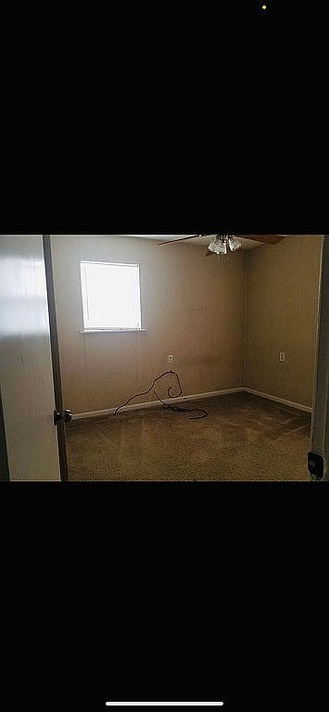 Photo of 617 Knipling St, Pt Lavaca, TX