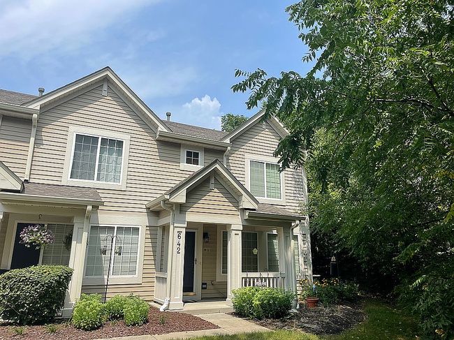 Photo of 642 Key Largo Dr, Fox Lake, IL