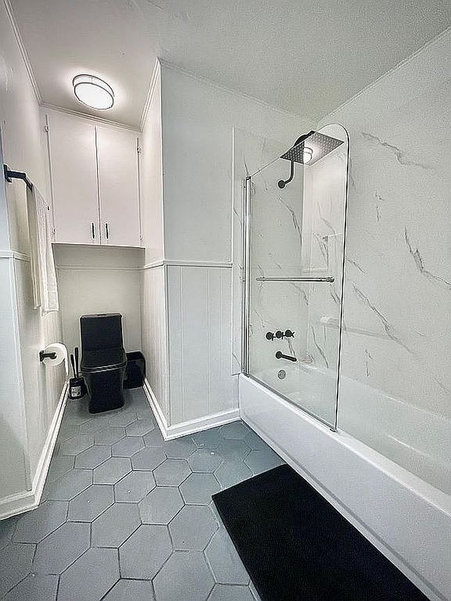 Preview of property located at 1582 Valley Dr