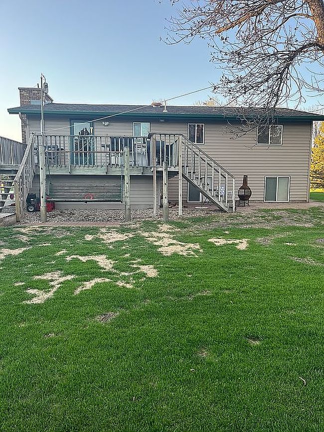 Photo of 816 Elm Ave, Oakes, ND