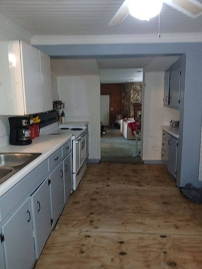 Photo of 575 4th St, Chipley, FL
